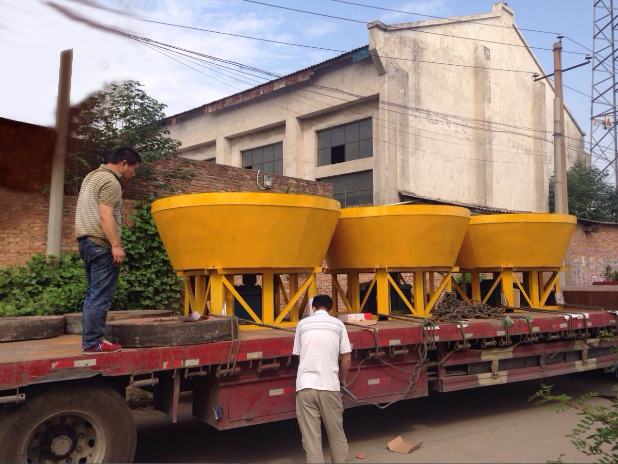 建業(yè)機(jī)械1200型碾金機(jī)